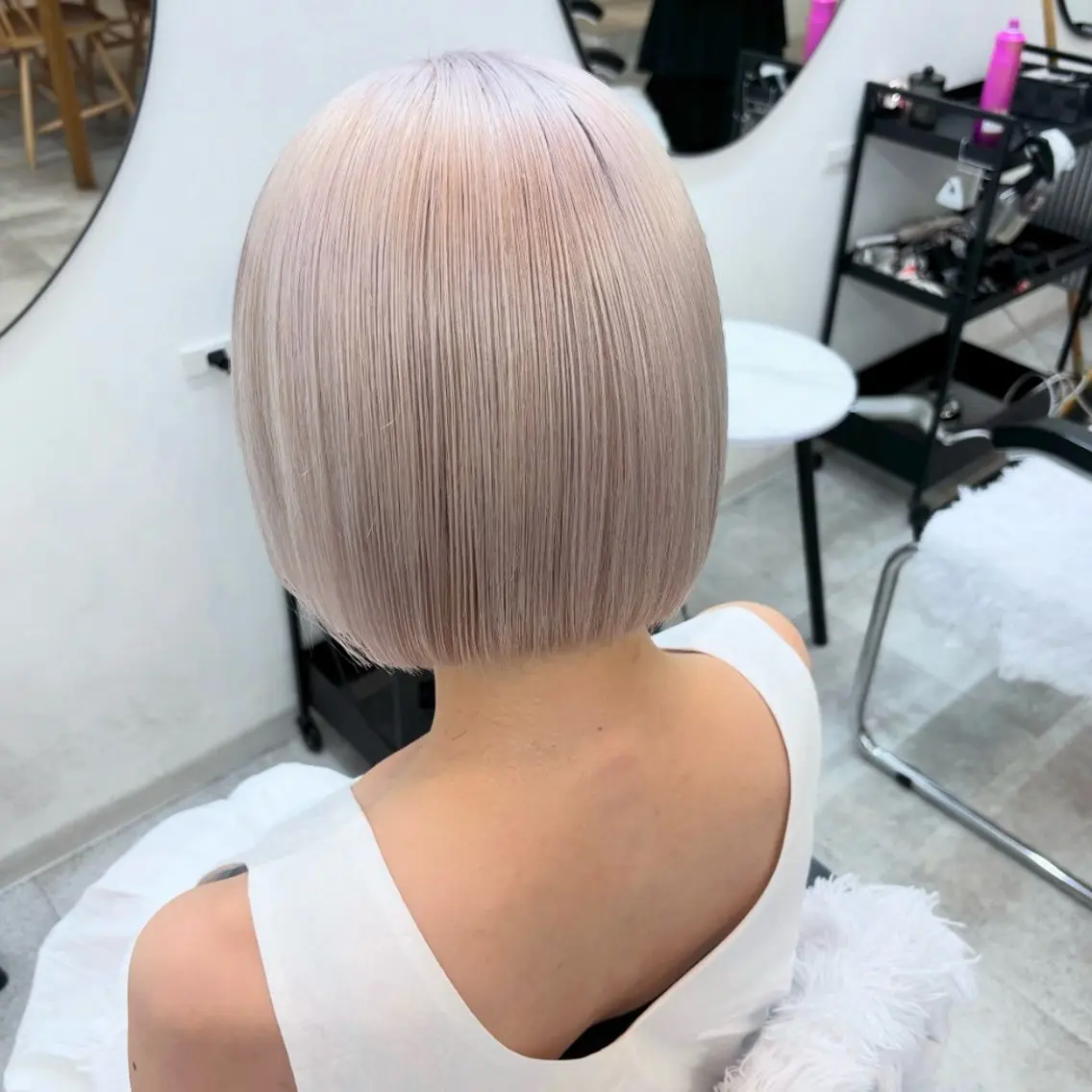 ショート カラー ボブ ヘアカラー トリートメント ヘアセット 渋谷🩶ハイトーン 🩶FUMUのヘアスタイル