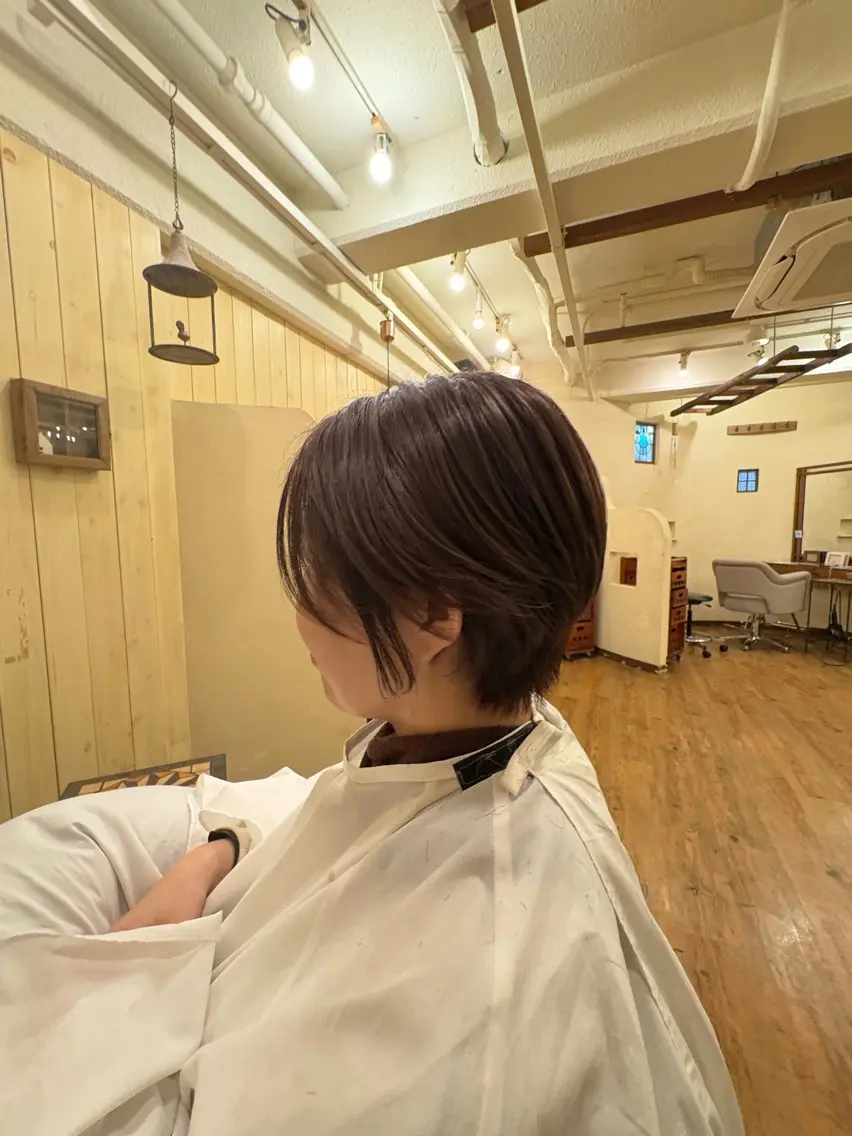 ショート カラー 河本 愛花のヘアスタイル