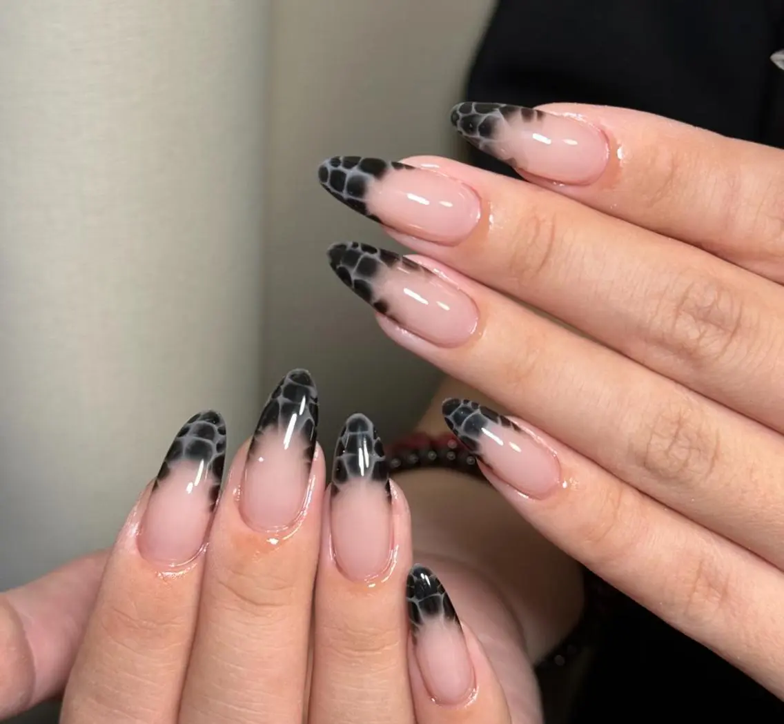 ネイル ハンドネイル 🎀 KiKi_nailのネイルデザイン