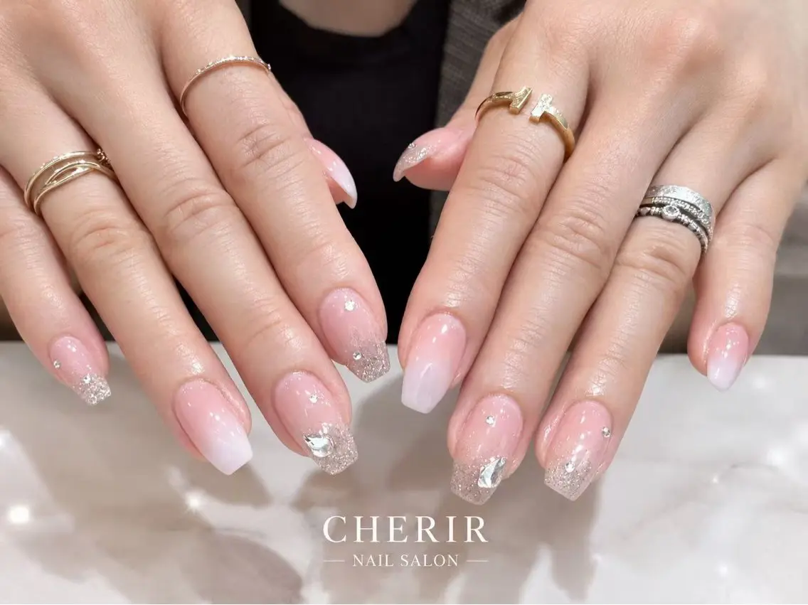 ネイル ハンドネイル CHERIR AKIのネイルデザイン