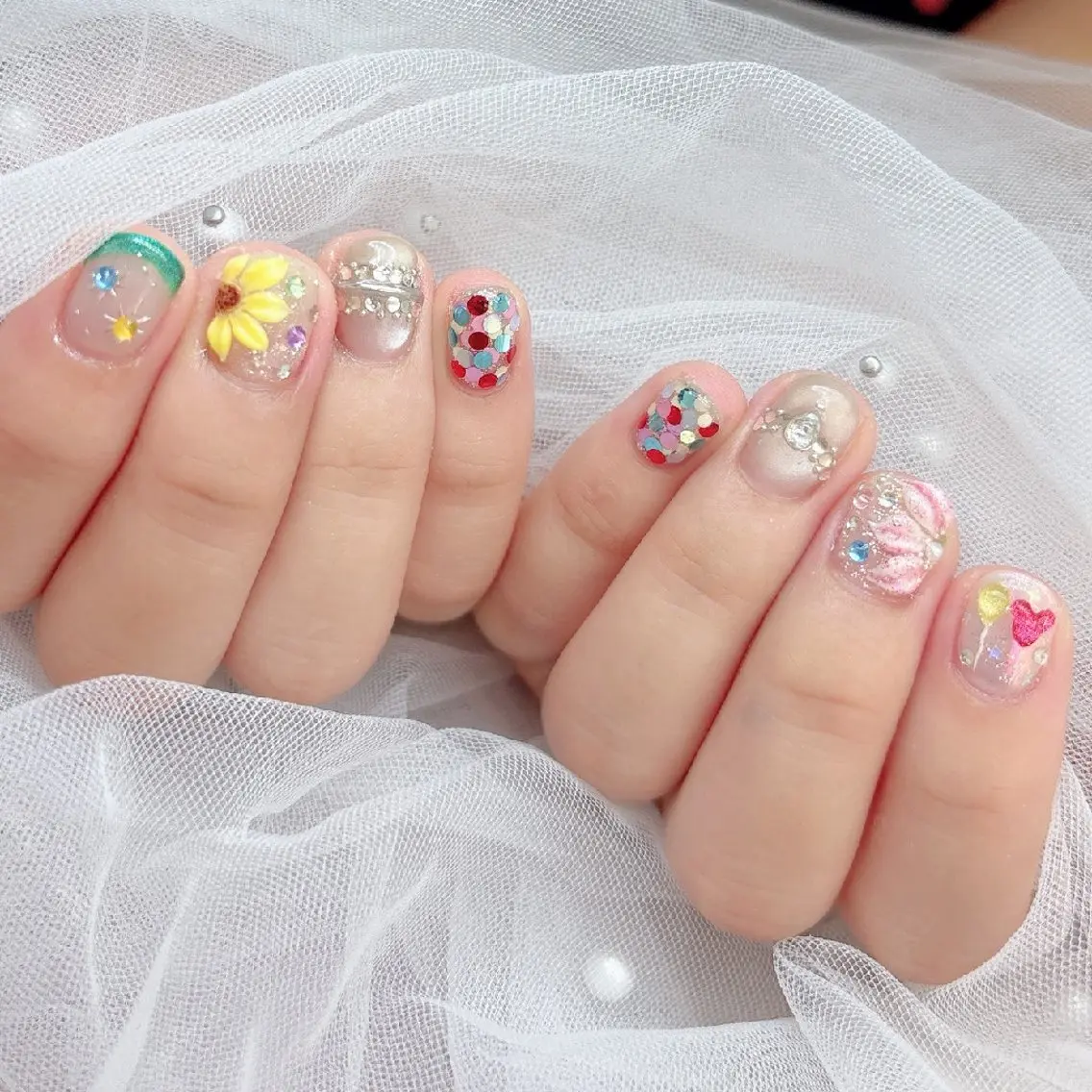 ネイル フラワーネイル 持ち込み ハンドネイル ハンドケア 心斎橋Salon Epokkuのネイルデザイン