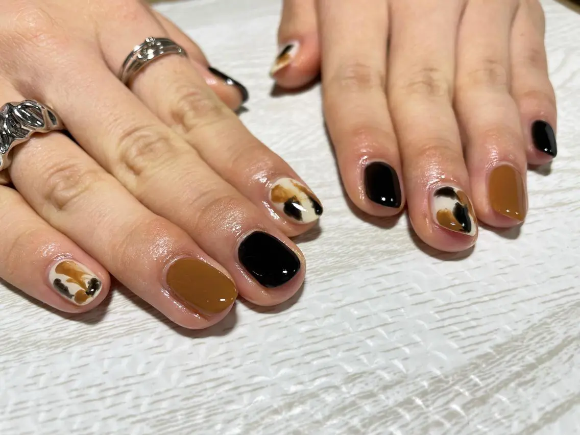 ネイル ハンドネイル Ulu Nail 🌱MOMOKAのネイルデザイン