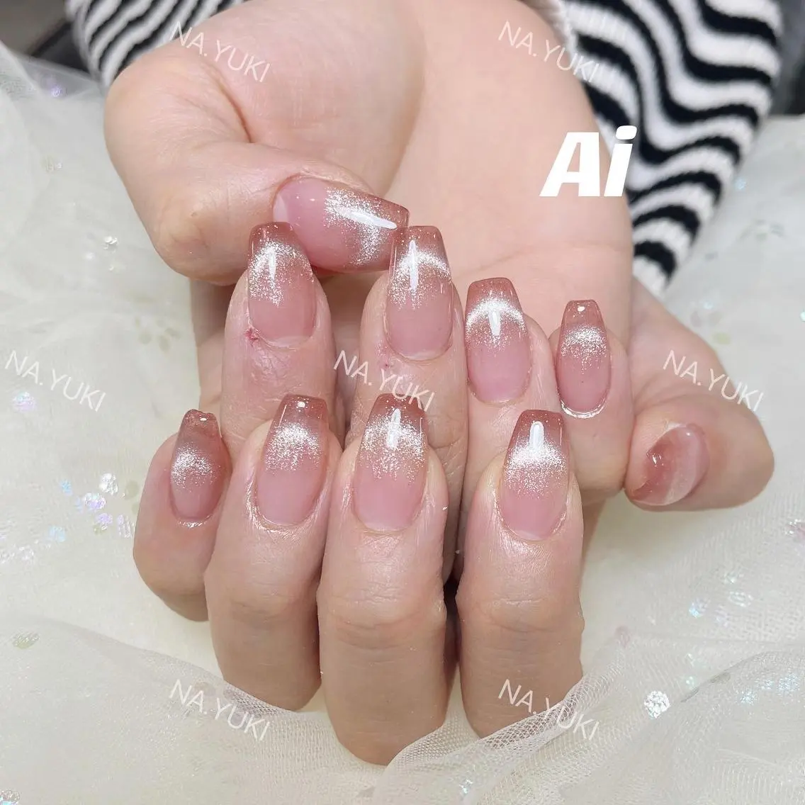 ネイル ハンドネイル 🦋 Queenieのネイルデザイン