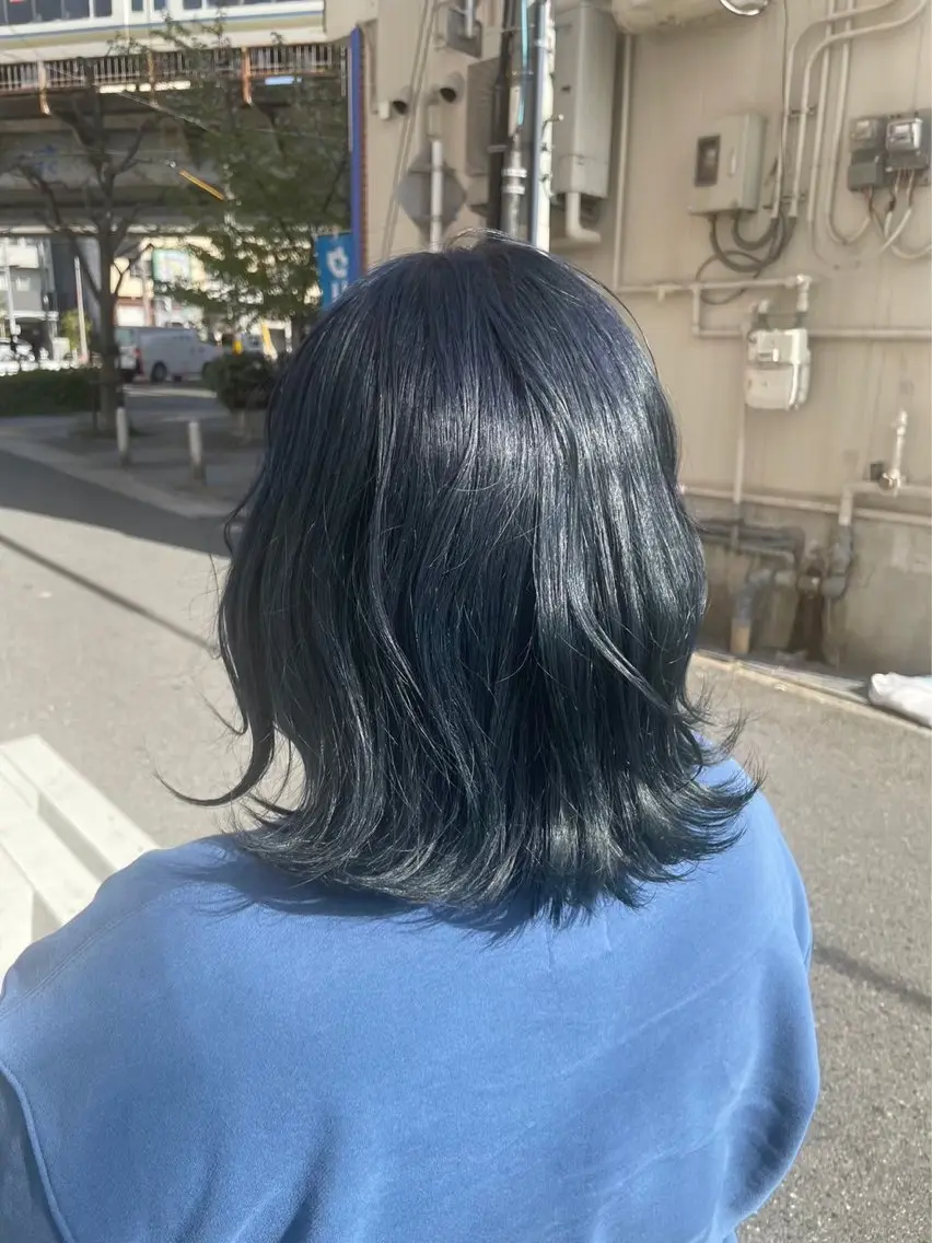 ミディアム カラー 黒髪 ブルーカラー ブルーブラック 透明感カラー ヘアカラー Kyota 西九条美容師のヘアスタイル