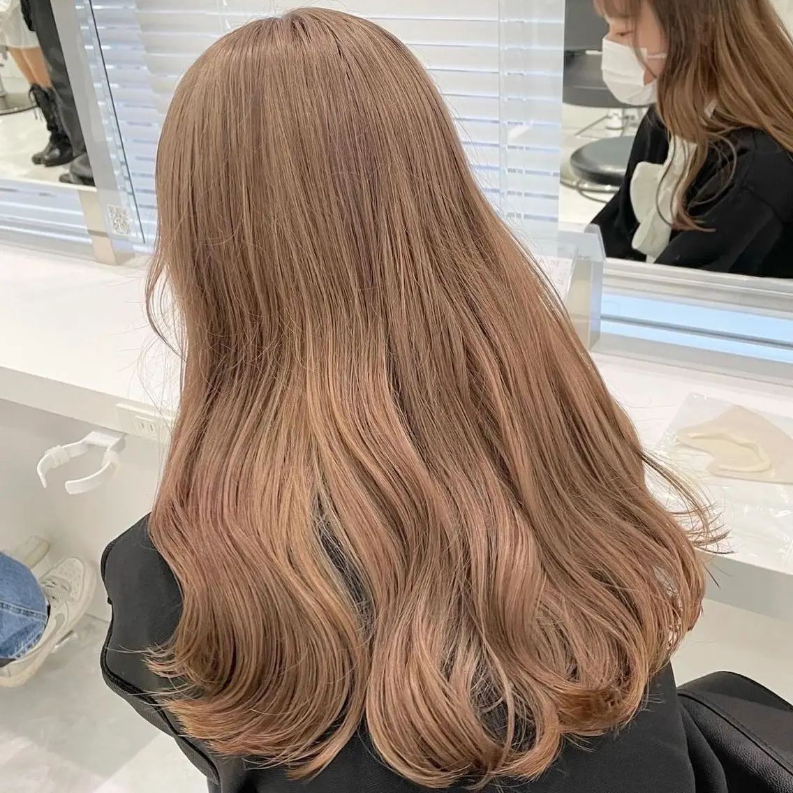 ロング カラー ヘアアレンジ ブリーチ ブリーチなしカラー 髪質改善 🫧モテる💗ダメー ジレスハイトーン🫧のヘアスタイル