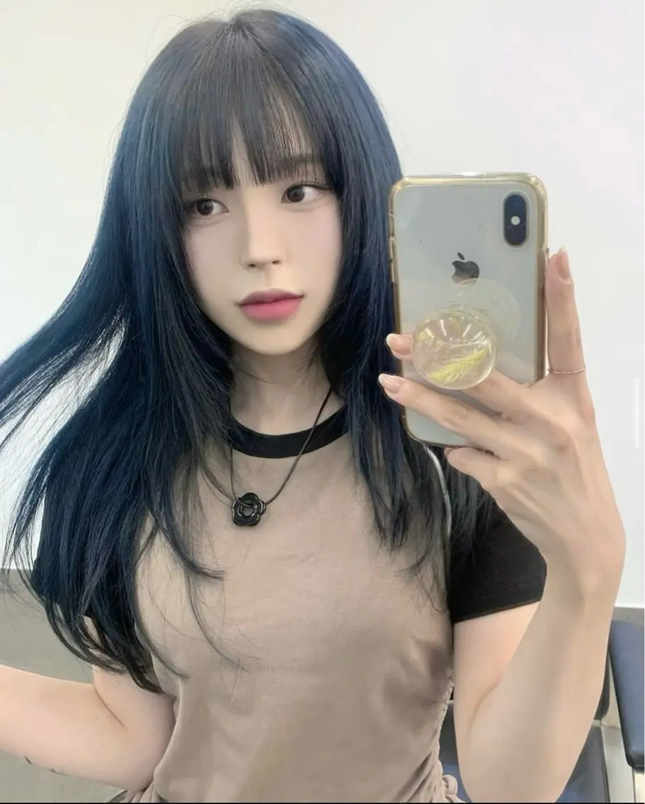 ロング カラー パーマ ヘアアレンジ メンズ キッズ 上品＆韓国風 🥀海心🥀のヘアスタイル