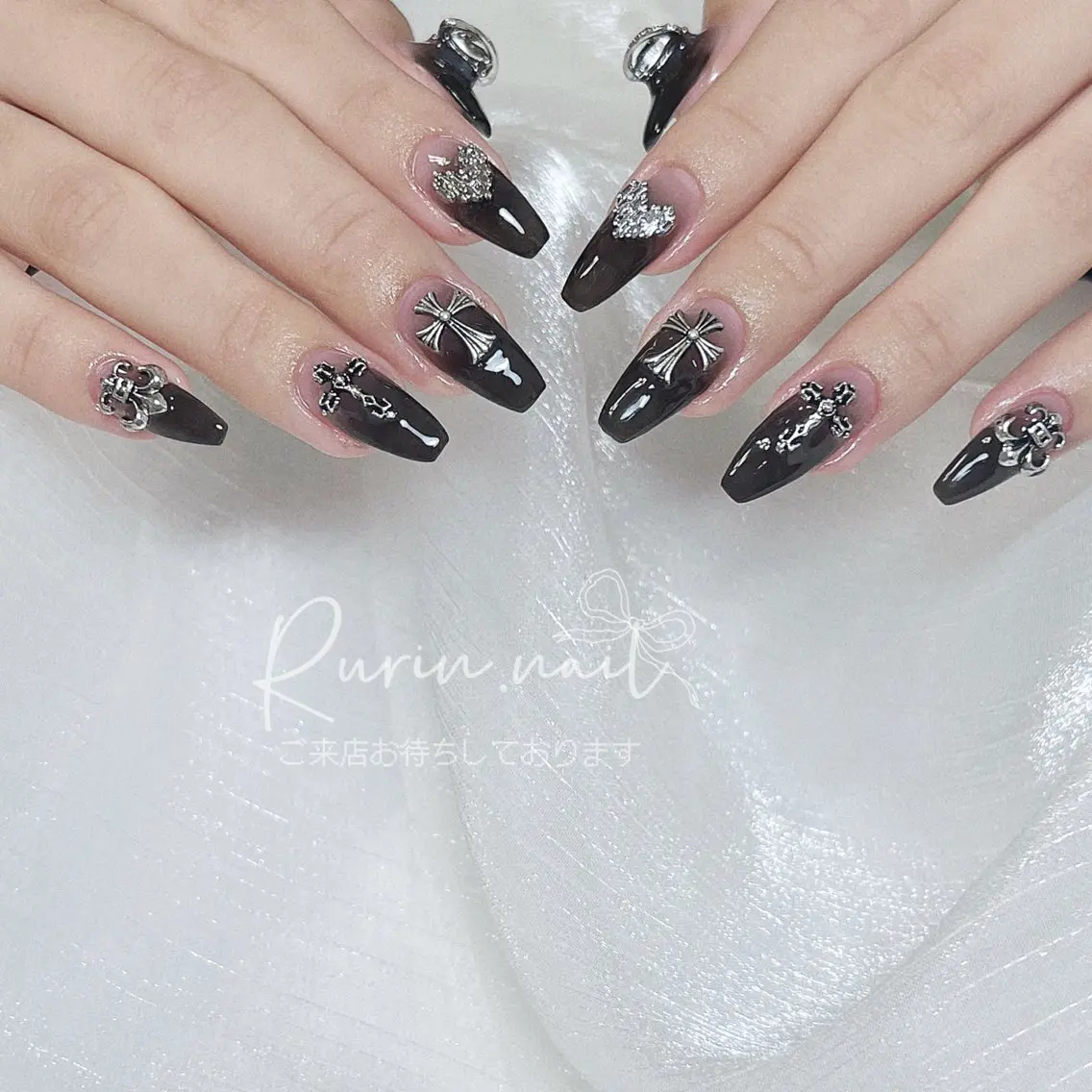 ネイル ハンドネイル ルリン サロン💅のネイルデザイン