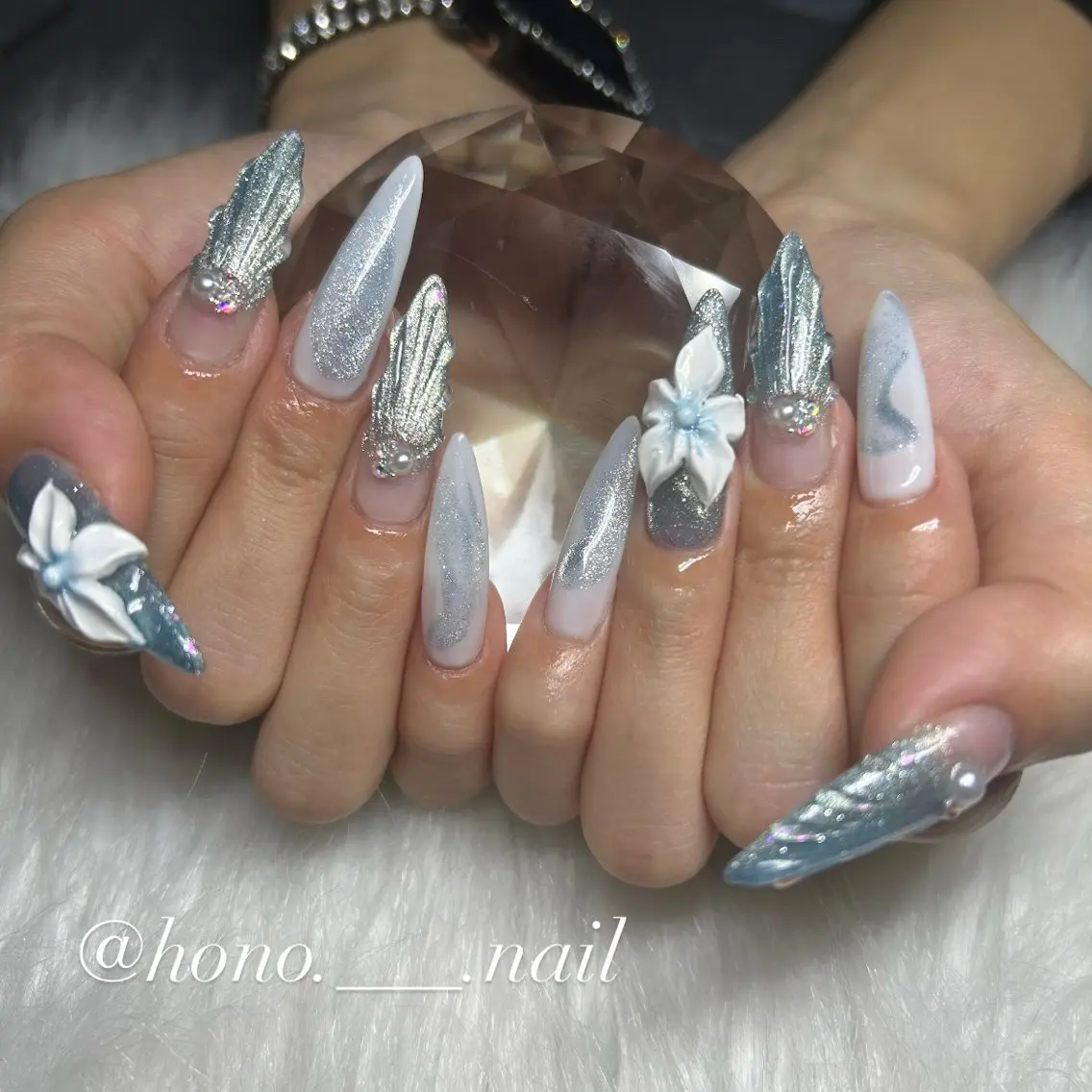 ネイル ハンドネイル NailSalo AriuMのネイルデザイン