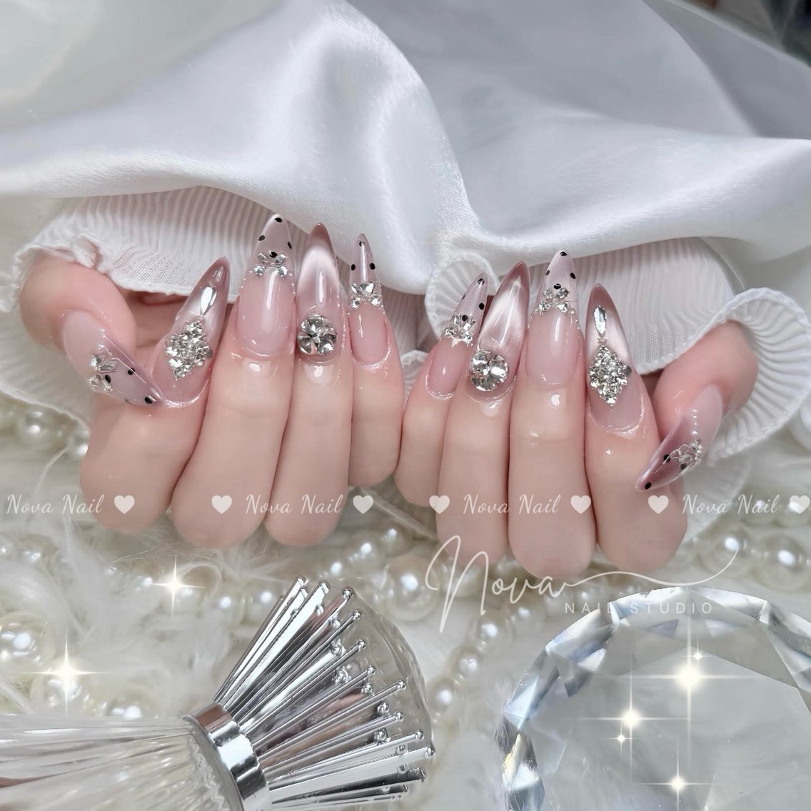 ネイル ハンドネイル ハンドケア Kitty Nail Novaのネイルデザイン