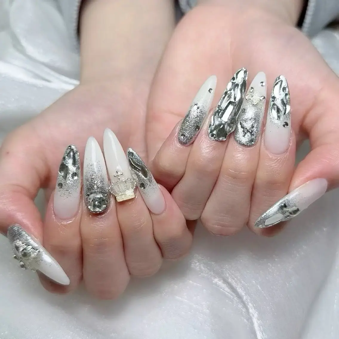 メンズ ネイル メンズ韓国風 アートネイル オーロラネイル ガーリー キラキラネイル ハンドネイル Nail salon 木にいるのネイルデザイン