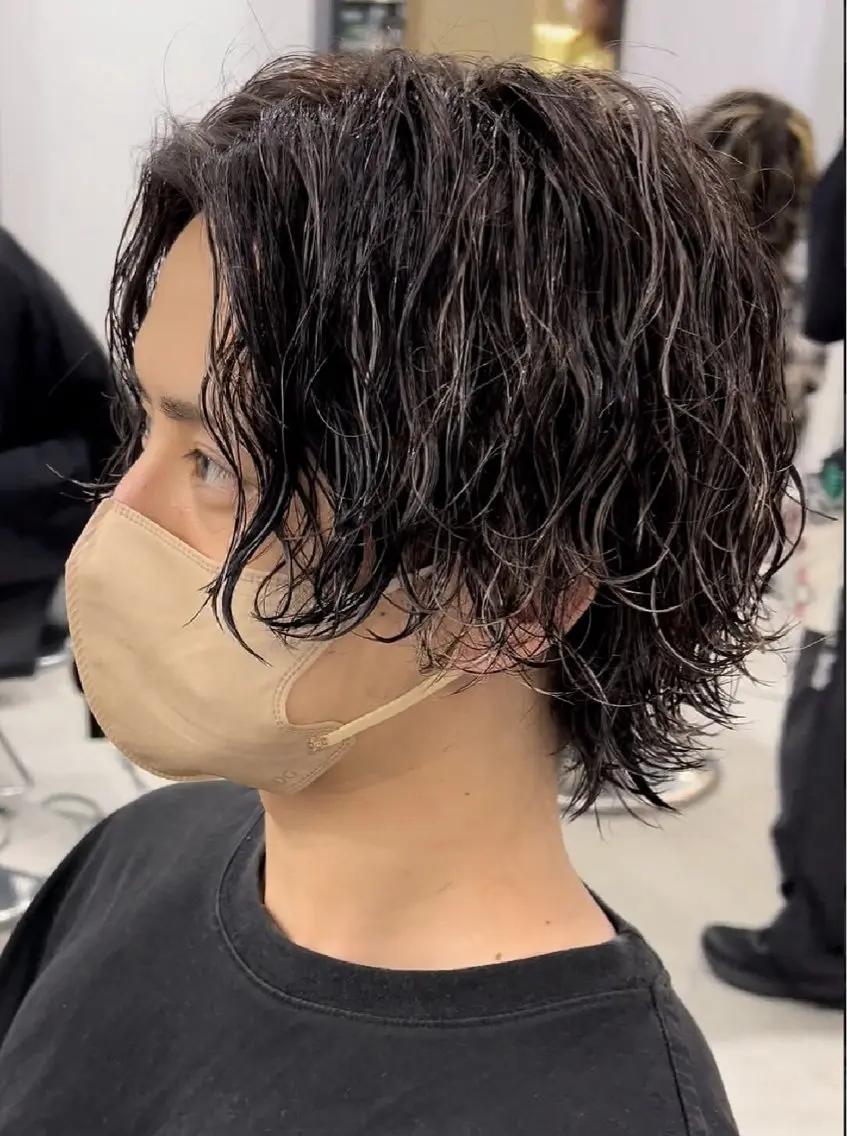 パーマ メンズ メンズパーマ ツイストスパイラルパーマ 波巻きパーマ ニュアンスパーマ スパイラルパーマ fifth リュウセイのヘアスタイル