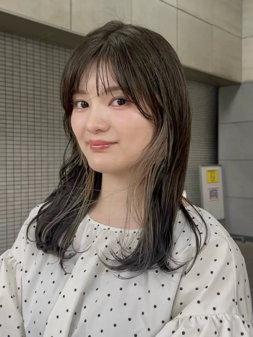 セミロング カット YUI🍊 ボブ/レイヤーカットのヘアスタイル