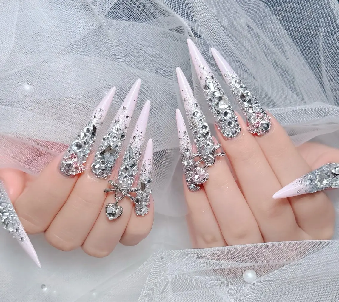 ネイル チークネイル 長さ出し フラッシュネイル フレンチネイル グラデーション ハンドネイル Lenie Nail Salonのネイルデザイン
