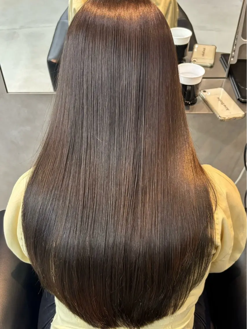 ロング 縮毛矯正 23°筑間 穂乃花のヘアスタイル