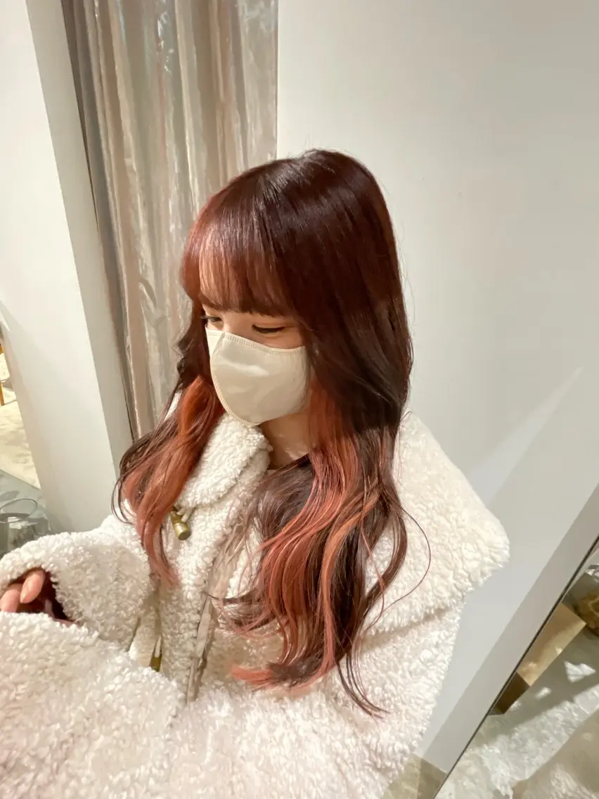 ロング カラー ブリーチ デザインカラー ピンクカラー ヘアカラー トリートメント 大阪/肥後橋/淀屋橋 ワタナベサキ🪿🤍のヘアスタイル