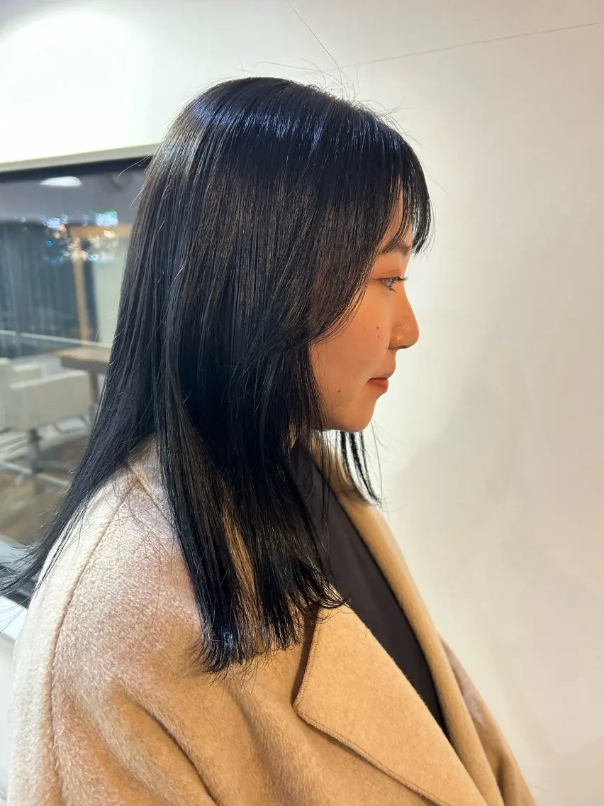 ロング レイヤーカット 透明感カラー 美髪矯正💎momoのヘアスタイル