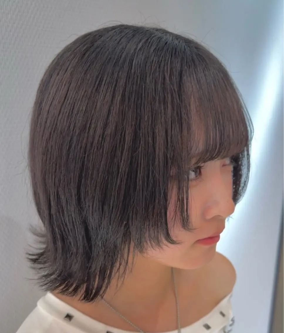 【透明感×抜け感グレージュ🩶】アッシュカラー＋艶トリートメントの写真