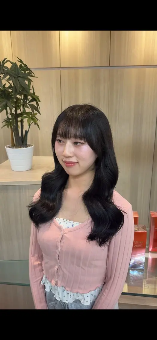 セミロング カット ヘアカラー 山本 琴音のヘアスタイル