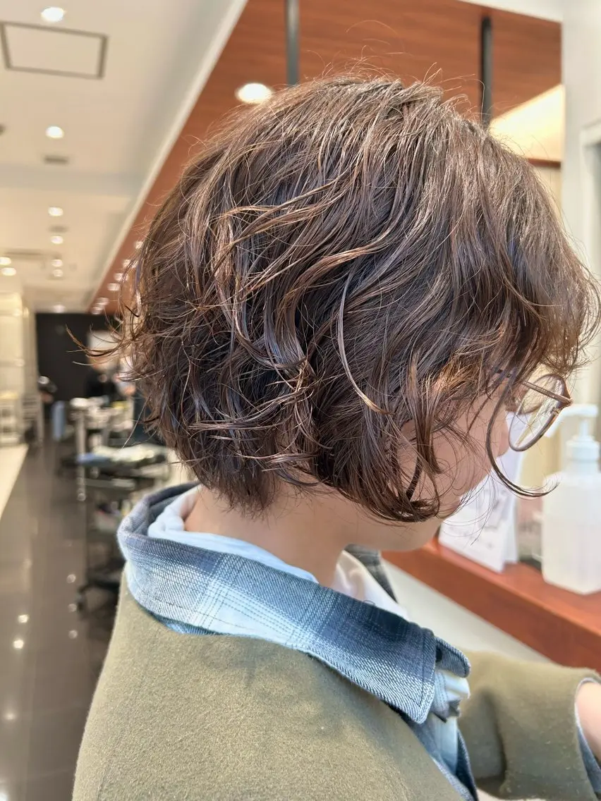 ショート パーマ ボブ パーマ オオタ ユイナ🌈のヘアスタイル
