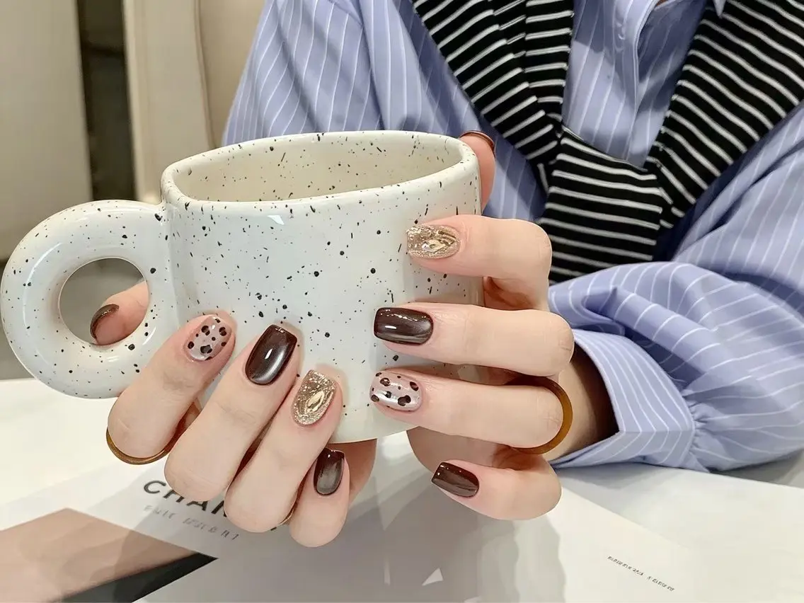 ネイル ハンドネイル H3 Nail シロのネイルデザイン