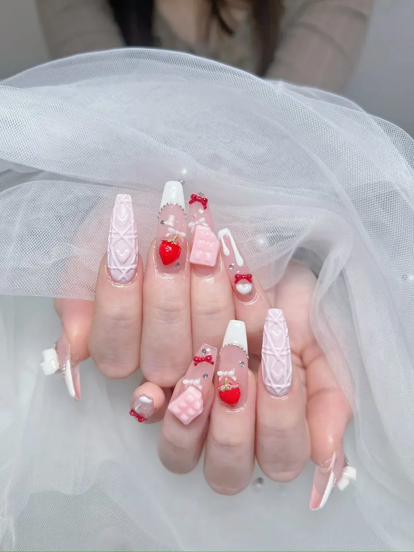 ネイル アートネイル オーロラネイル チークネイル 長さ出し フットネイル Miya _nailのネイルデザイン
