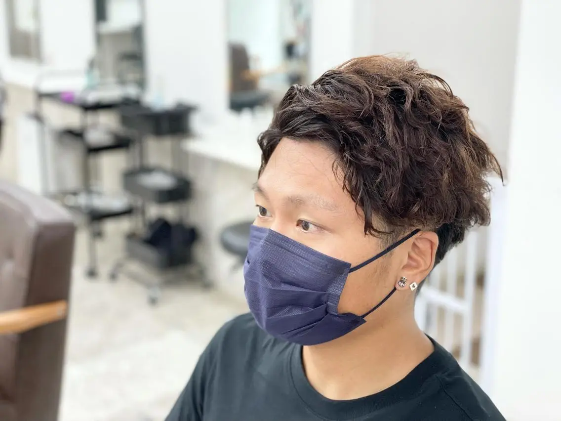 ショート パーマ メンズ ハイライト&曲がる 縮毛矯正特化 玉置のヘアスタイル