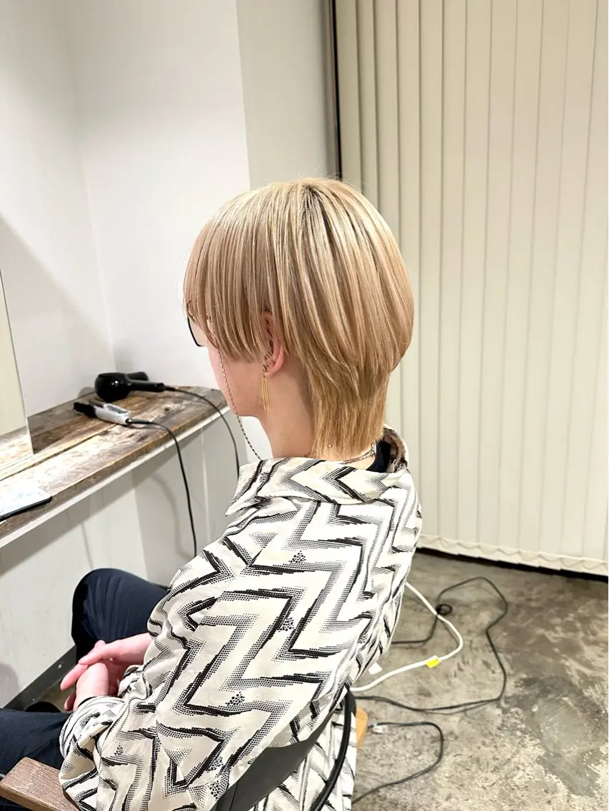 メンズ メンズブリーチ メンズハイトーン マッシュウルフ マッシュ メンズパーマ 骨格補正施術/メンズ 専門美容師/YUYAのヘアスタイル