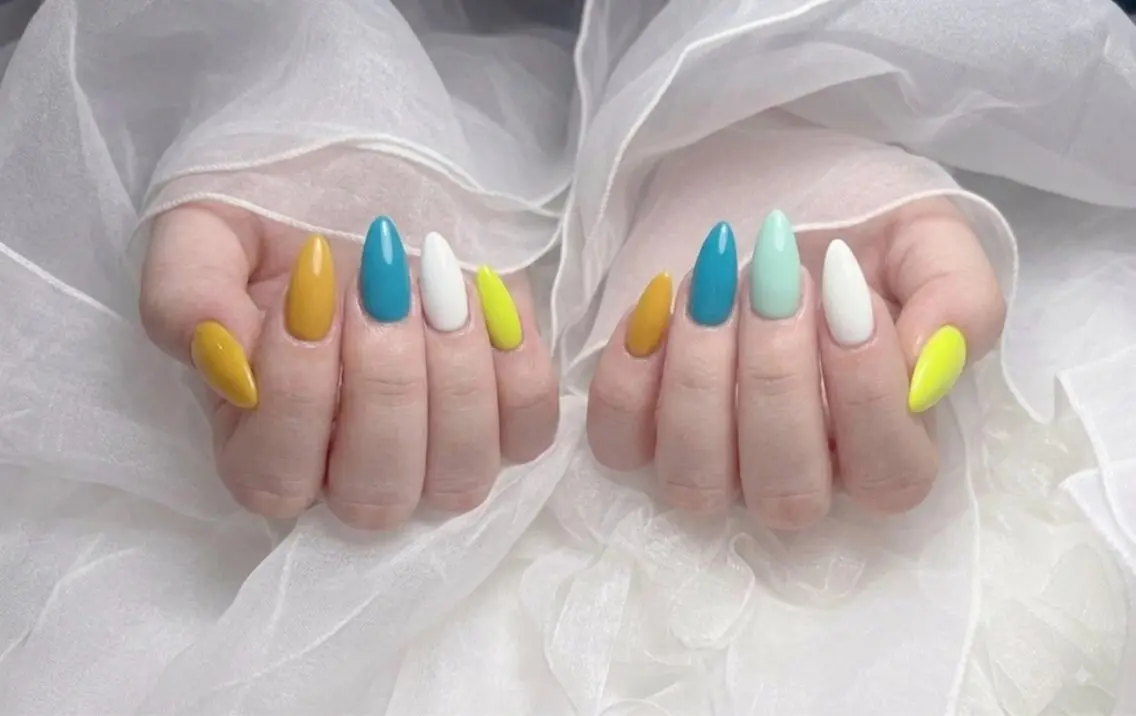 ネイル キラキラネイル ストーンネイル Michan Nailのネイルデザイン