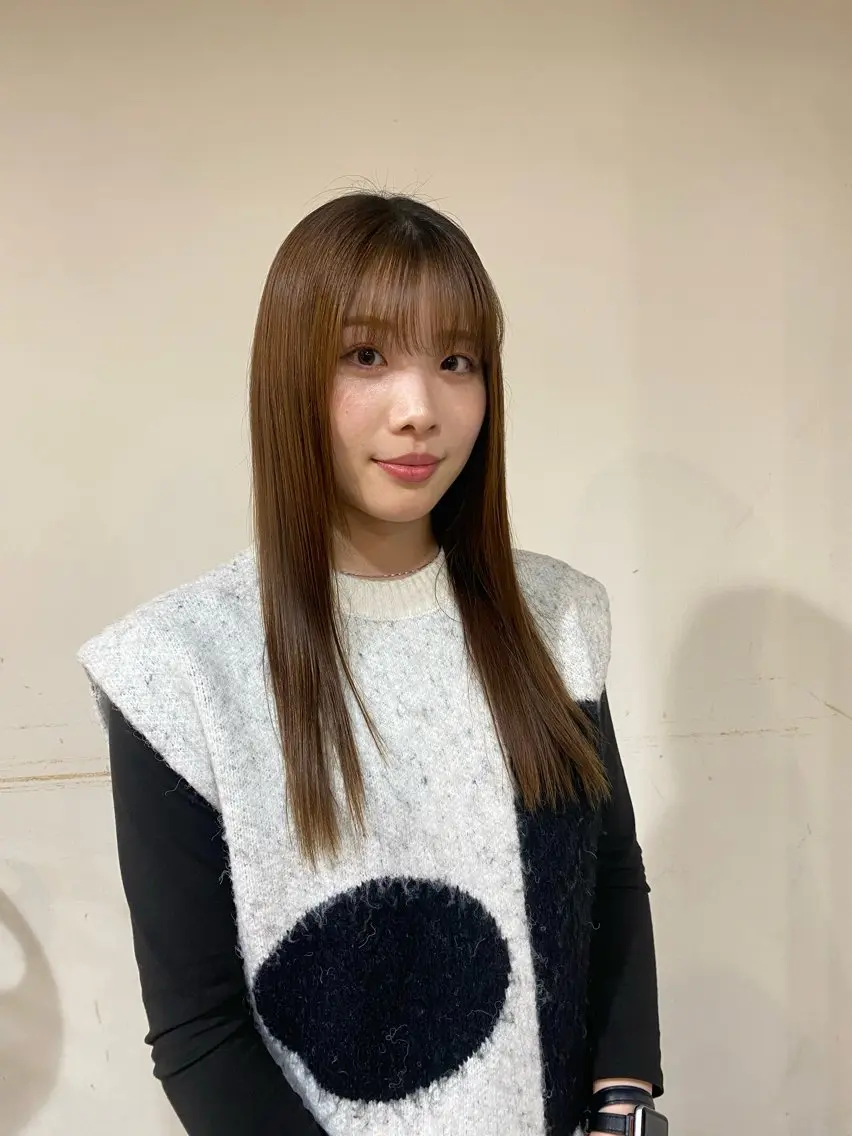 ロング カット 縮毛矯正 韓国風レイヤー× くびれヘア艶髪のヘアスタイル