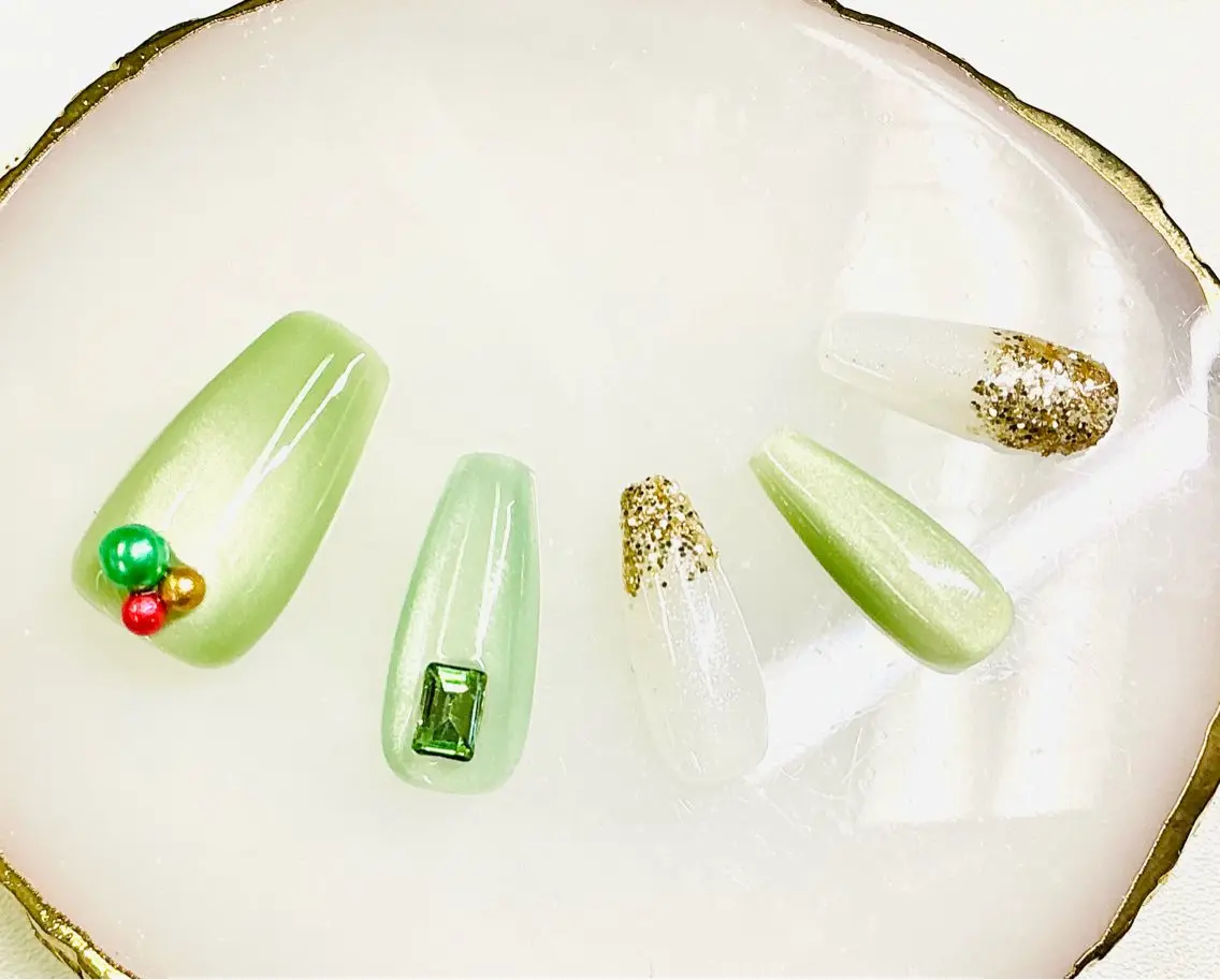 ネイル アートネイル べっ甲ネイル ボルドー ドット フットネイル ハンドネイル Queeens nailのネイルデザイン
