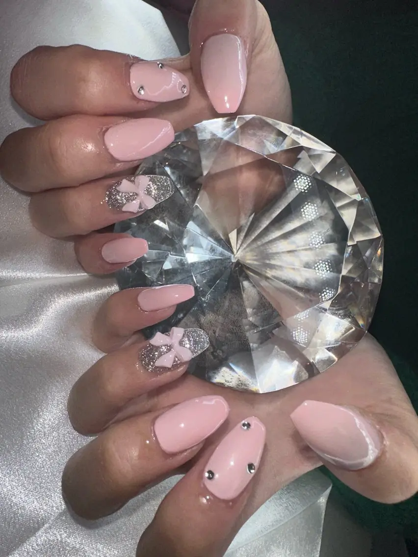 ミディアム ハンドネイル YOKOSUKA NAILS💅✨のネイルデザイン
