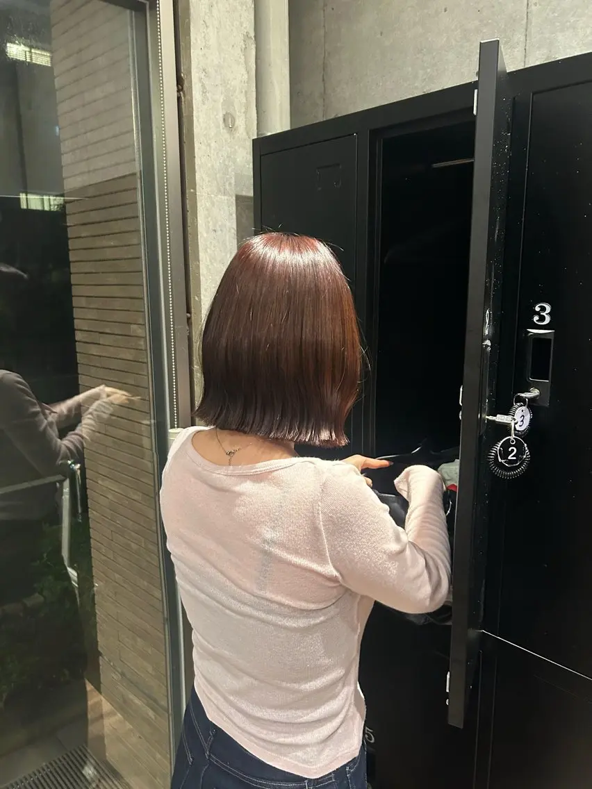 ミディアム 切りっぱなしボブ ボブ 井関 ななみのヘアスタイル