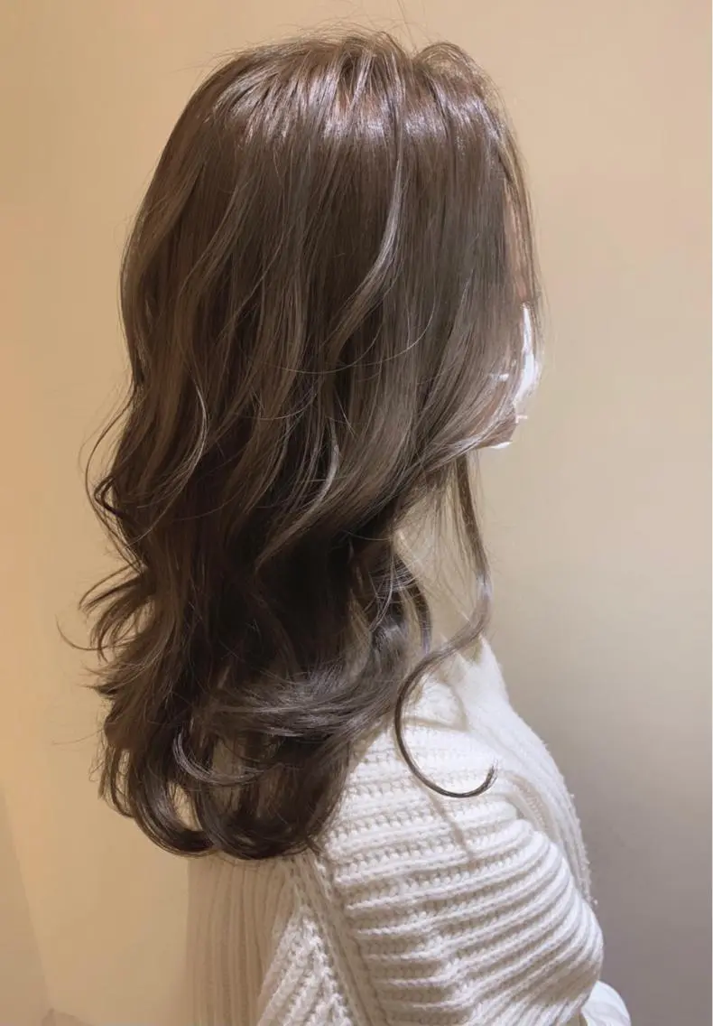 ❤️minimo限定❤️カット+ヴェールカラー+3STEP しっとりハホニコトリートメント✨✨の写真