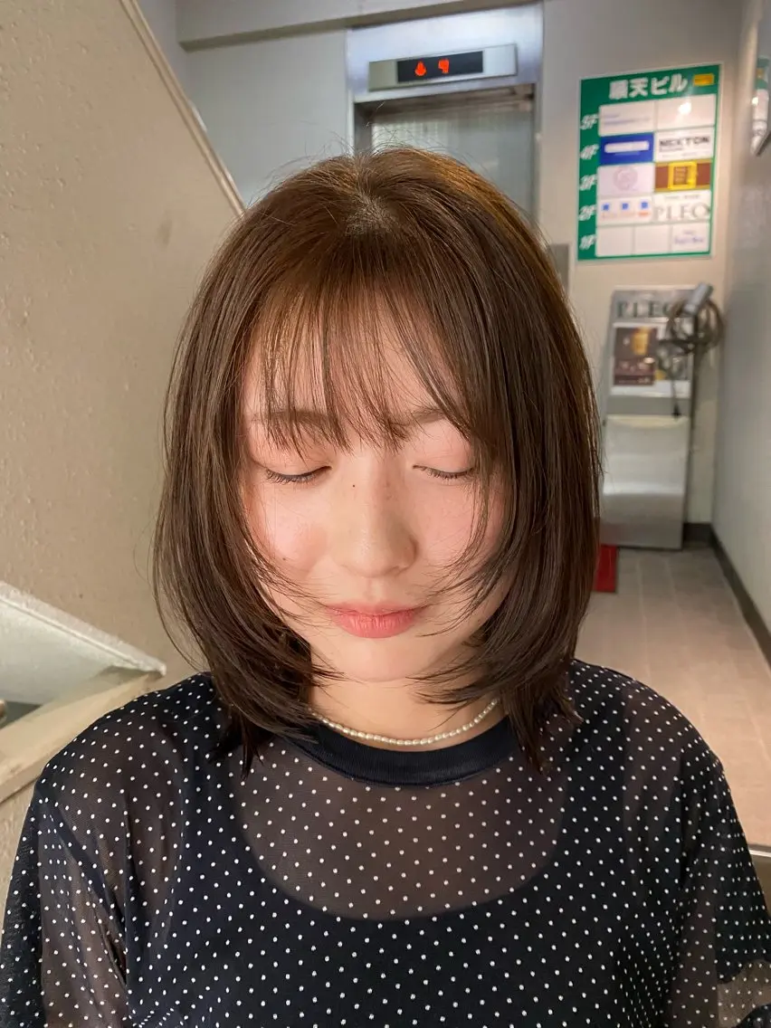 ミディアム カラー カット ヘアカラー ナチュラルヘア🫧 ナナミのヘアスタイル