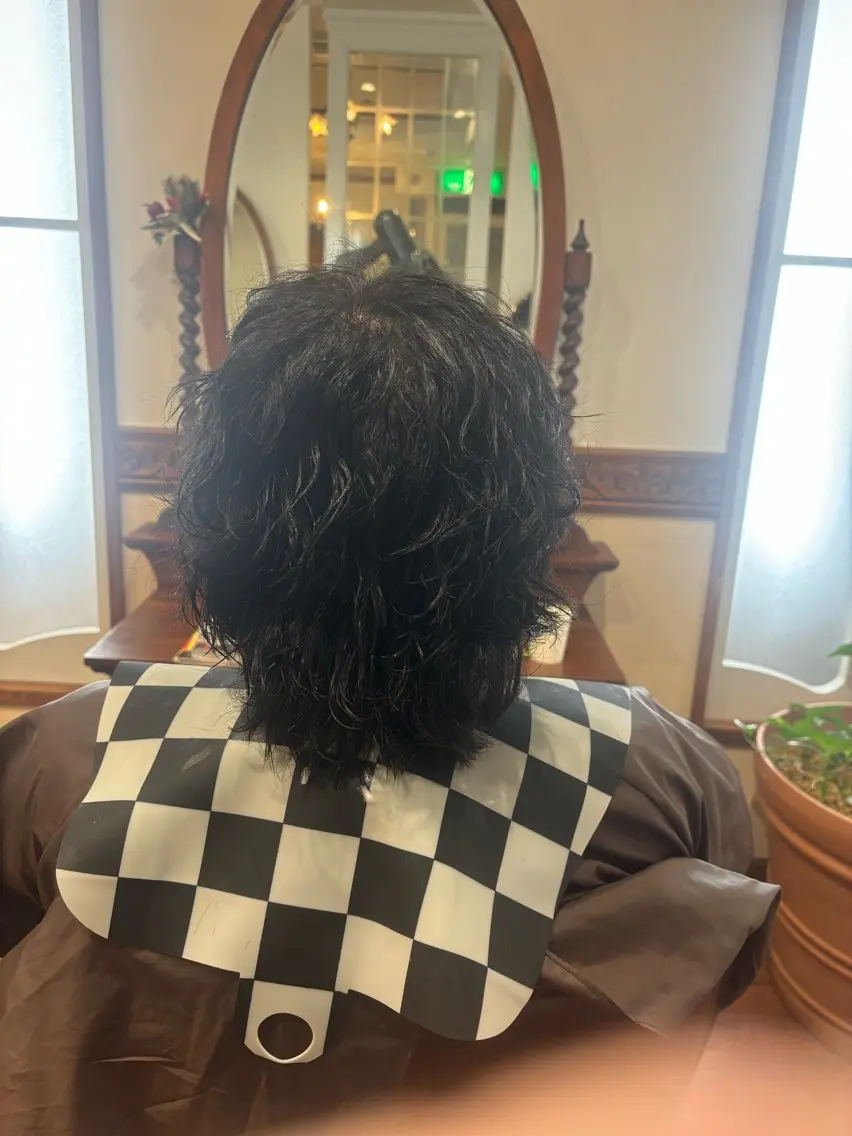 メンズ 波巻きパーマ おしゃれ泥棒 石原メンズ特化美容師のヘアスタイル