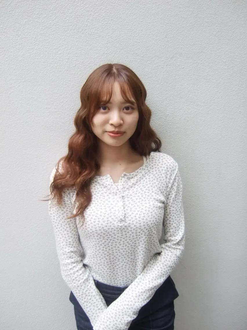 ロング カラー ヘアカラー 柴田 愛奈のヘアスタイル