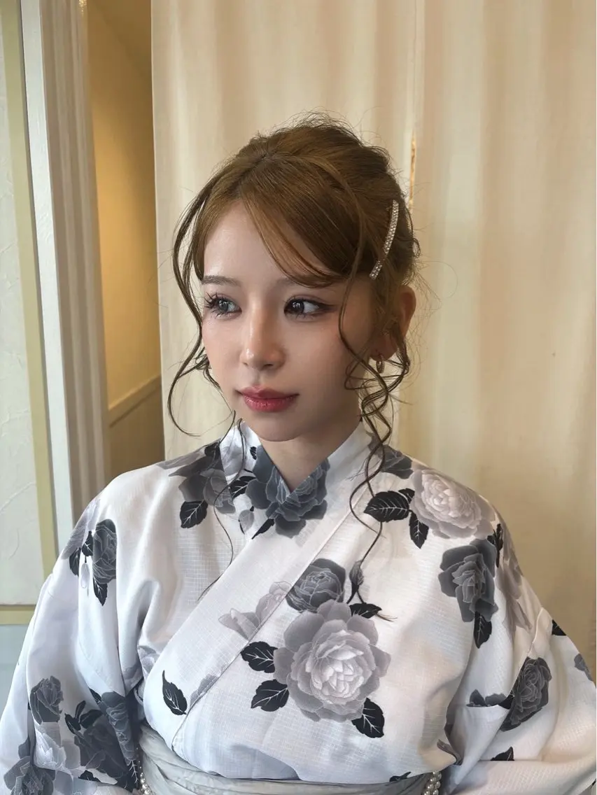 セミロング お団子ヘア おくれ毛 ヘアセット TAP /金沢市 瀧川優羽 ໒꒱· ﾟのヘアスタイル