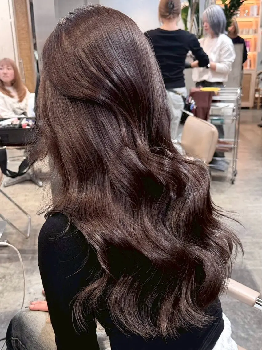 ロング ヘアカラー ヘーゼルブラウン🤎 ゆり🫧のヘアスタイル