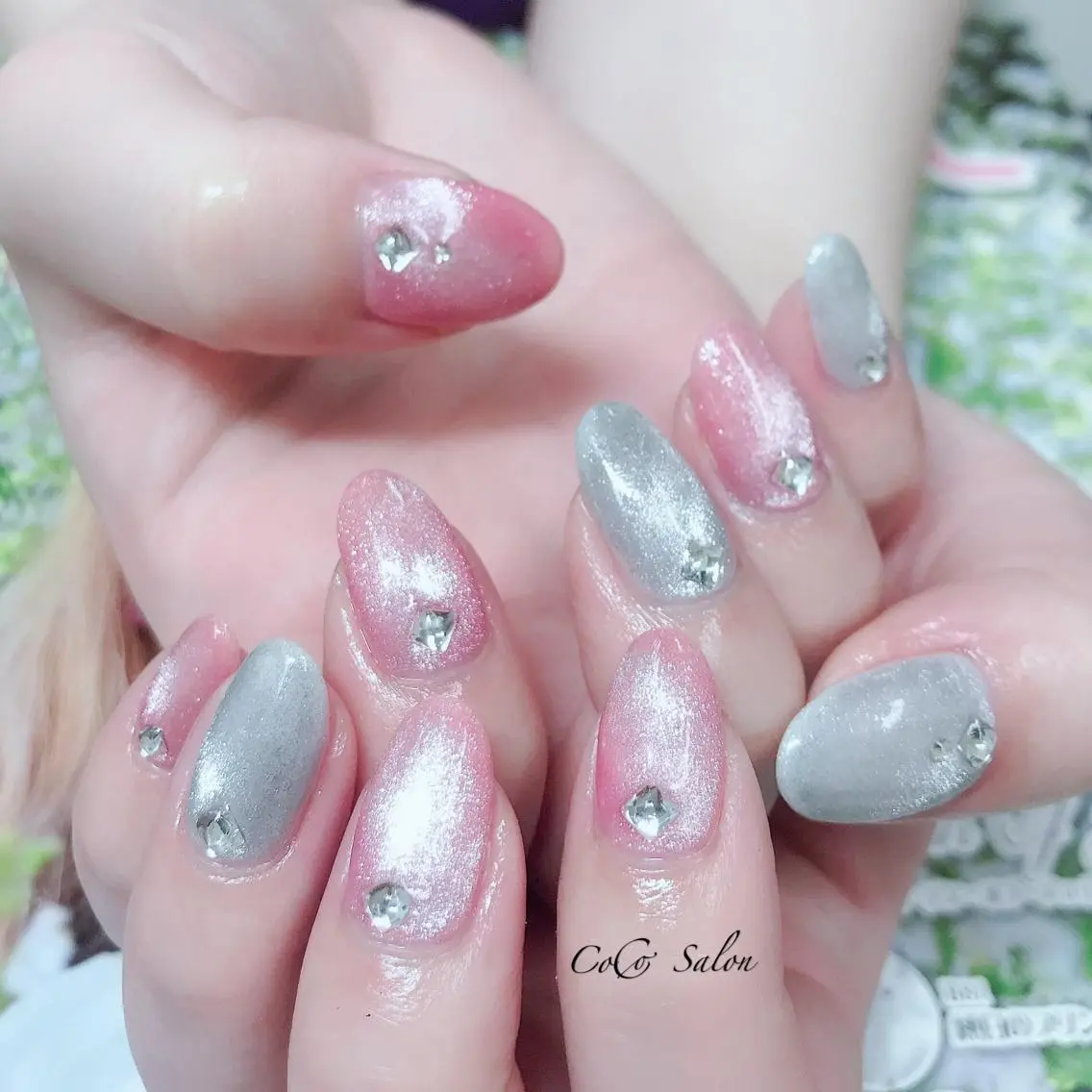 ネイル キラキラネイル マグネットネイル ピンク CoCoSalon ネイル/まつ毛予約のネイルデザイン