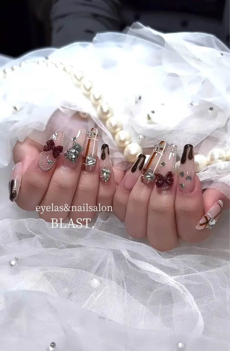 ネイル ハンドネイル BLAST. RAIKAのネイルデザイン