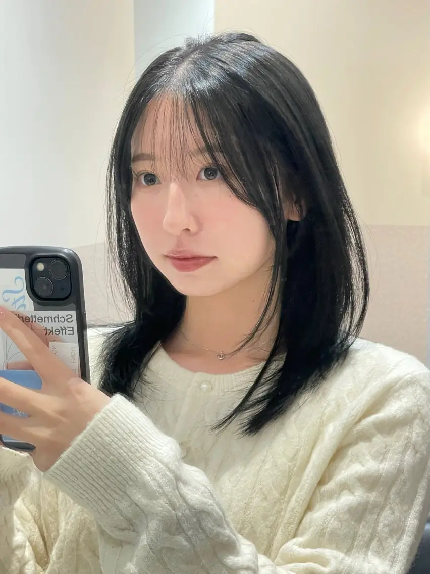 ミディアム 韓国風ヘア レイヤーカット カット ヘアカラー トリートメント ❤︎︎韓国ヘア❤︎︎ 𝑺𝒉𝒊𝒉𝒐のヘアスタイル