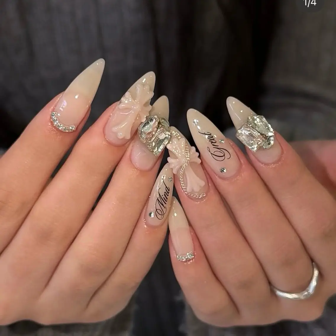 ネイル チークネイル ドット フットネイル フレンチネイル グラデーション ハンドネイル ハンドケア Nihonthy Nail 新宿のネイルデザイン