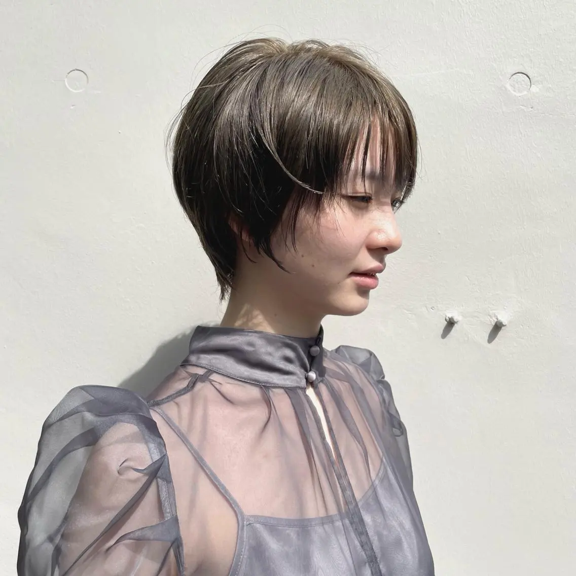 ショート カラー ベージュカラー ブリーチ インナーカラー 田中 恭子のヘアスタイル