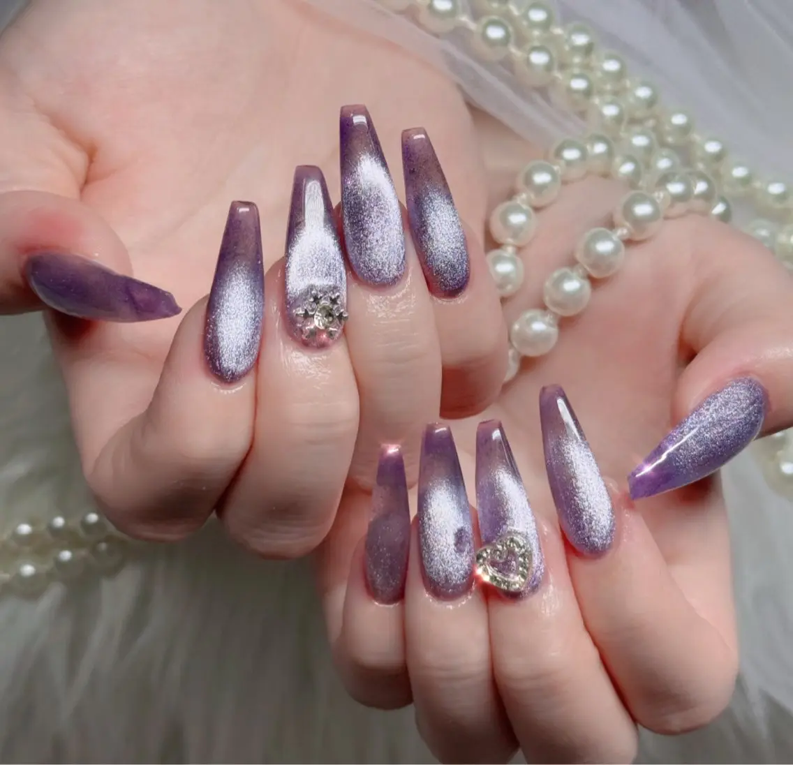 ネイル フレンチネイル ジェルネイル ガラスフレンチ ハロウィン ハート ハンドネイル H.baby Nail Salonのネイルデザイン