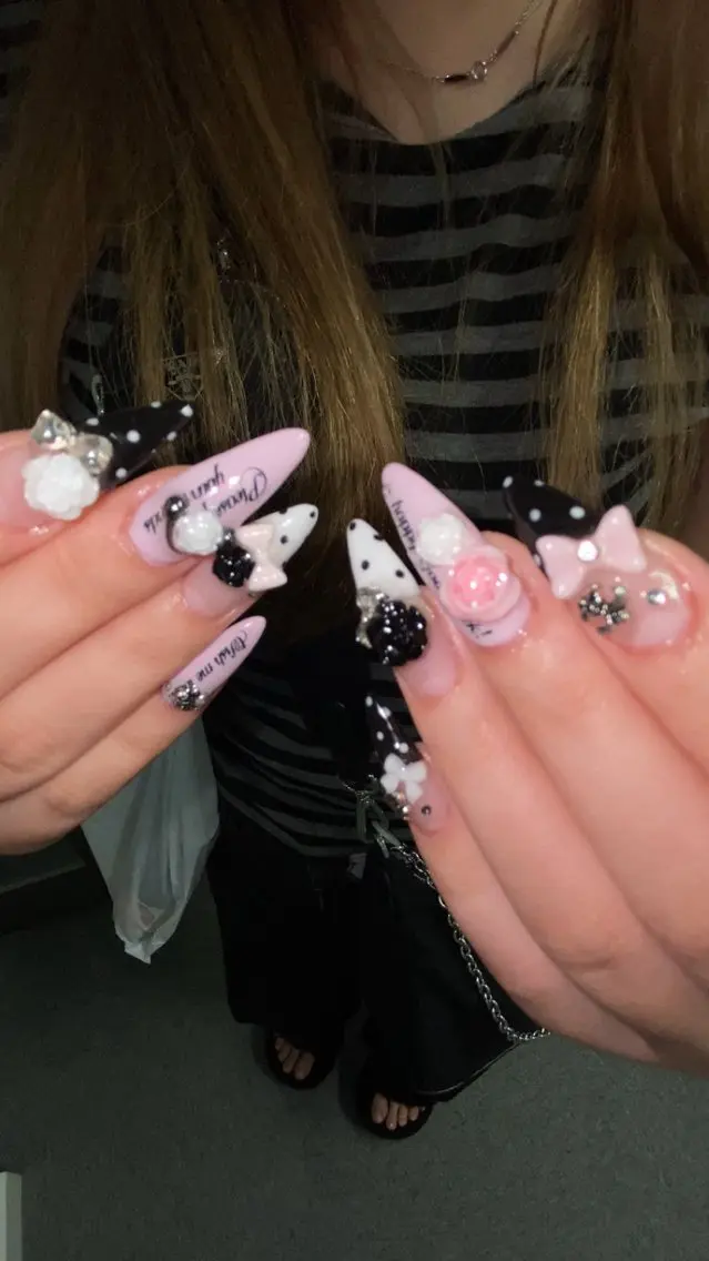 ネイル ハンドネイル 💎ラピスラズリ💎 RIONAのネイルデザイン
