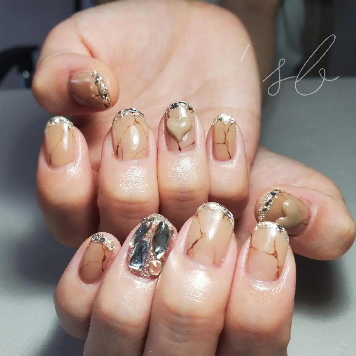ネイル ハンドネイル nailroom sb𓈒𓂂𓏸のネイルデザイン