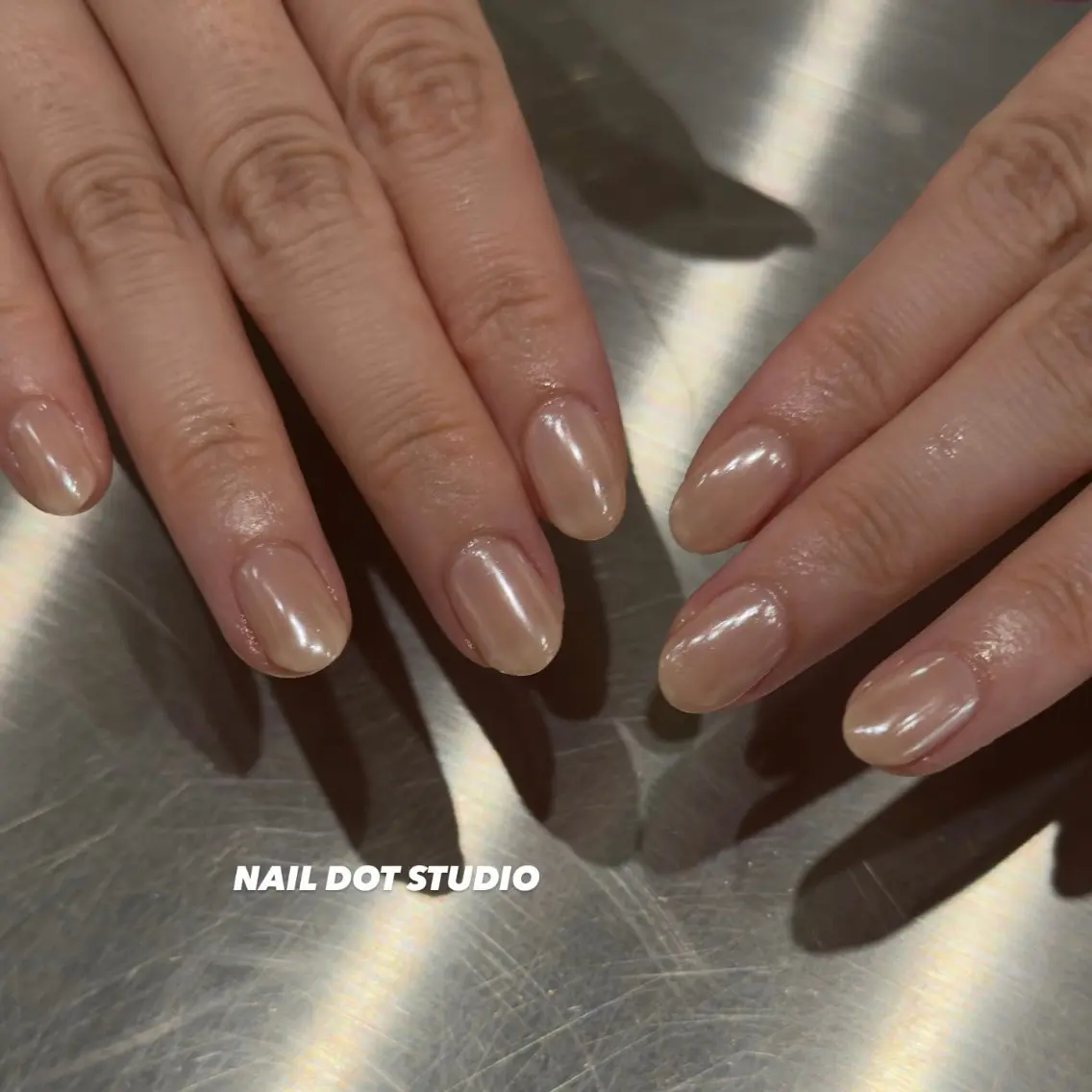 ネイル ハンドネイル NAILDOTSTU DIO SEINAのネイルデザイン