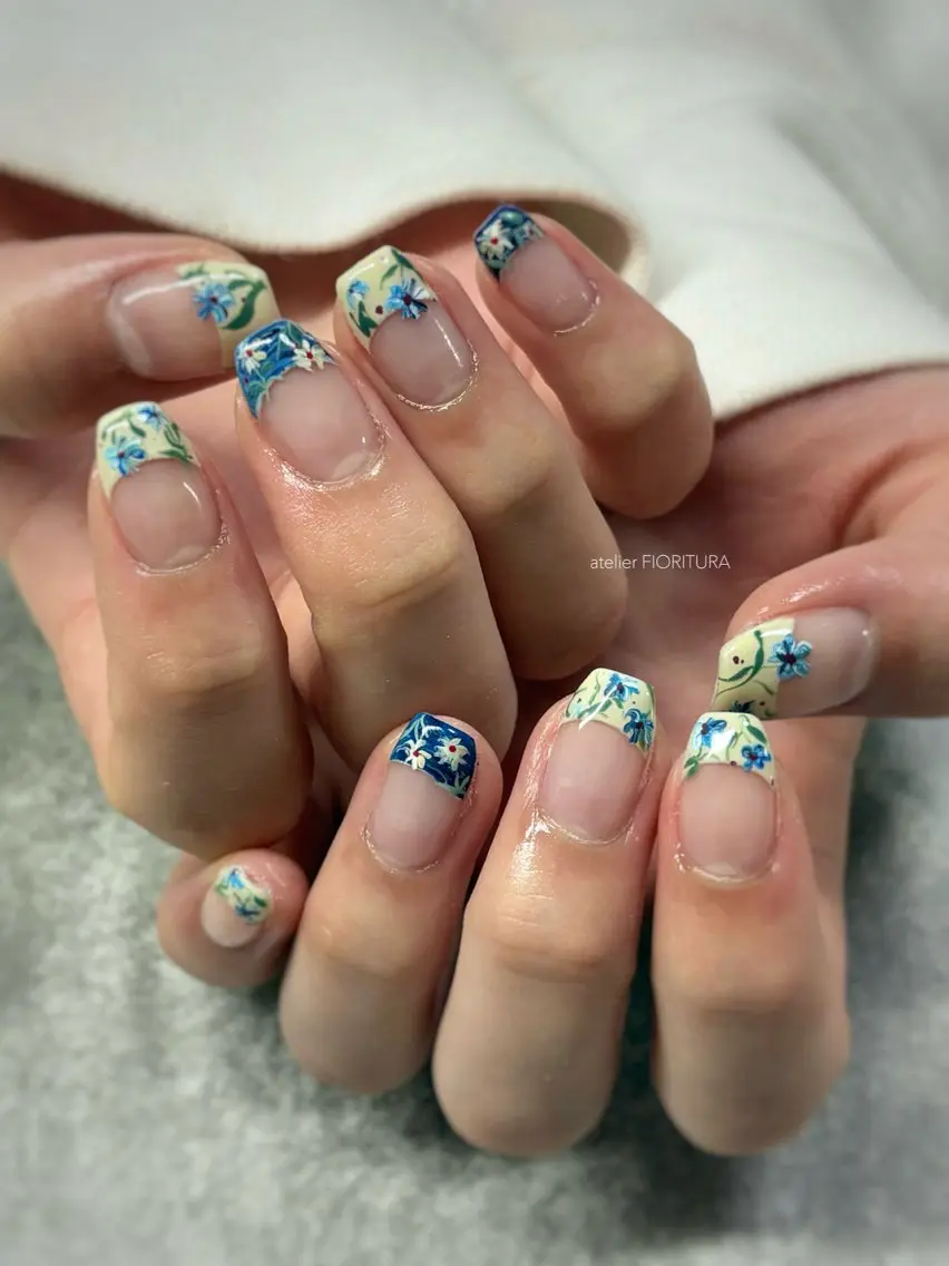 ネイル フラワーネイル フレンチネイル ガーリー FIORITURA Maikoのネイルデザイン