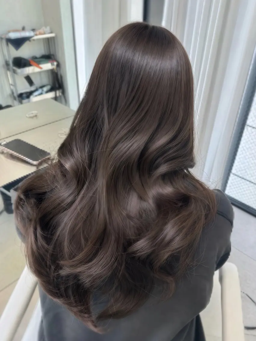 カラー 小林 拳人のヘアスタイル