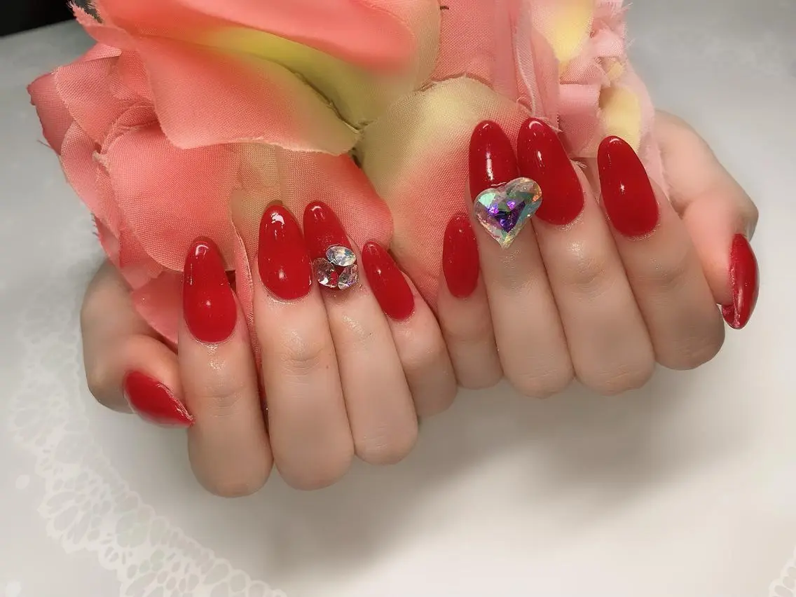 ミディアム ネイル nail salon azuのネイルデザイン